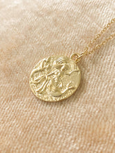 Load image into Gallery viewer, Aria | 14K Gold Vintage Medallion Necklace - Just Daint
